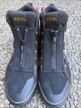 TC Black Womens Front-Zip Riding Boots with Gold Accents